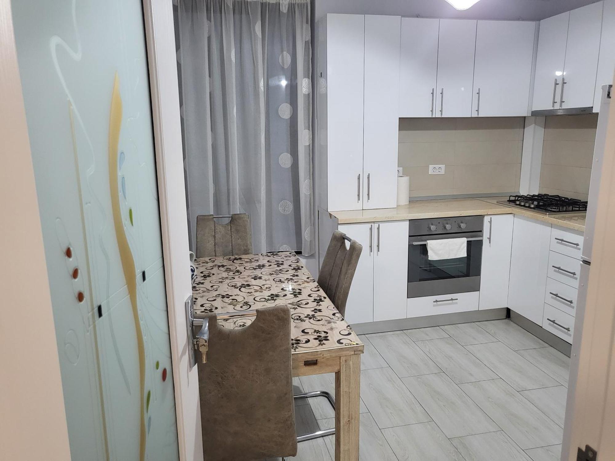 Apartament Alex, Dem Radulescu Рымнику-Вылча Экстерьер фото